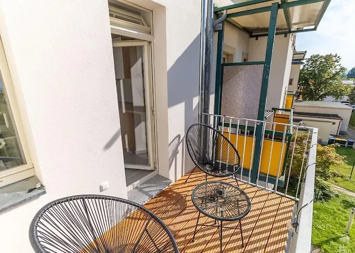 *4 Personen, 2 Zi, Zentrumsnah*